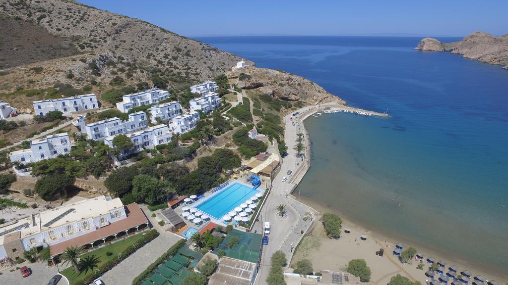 Dolphin Bay Seaside Resort & Suites Galissas Exterior foto