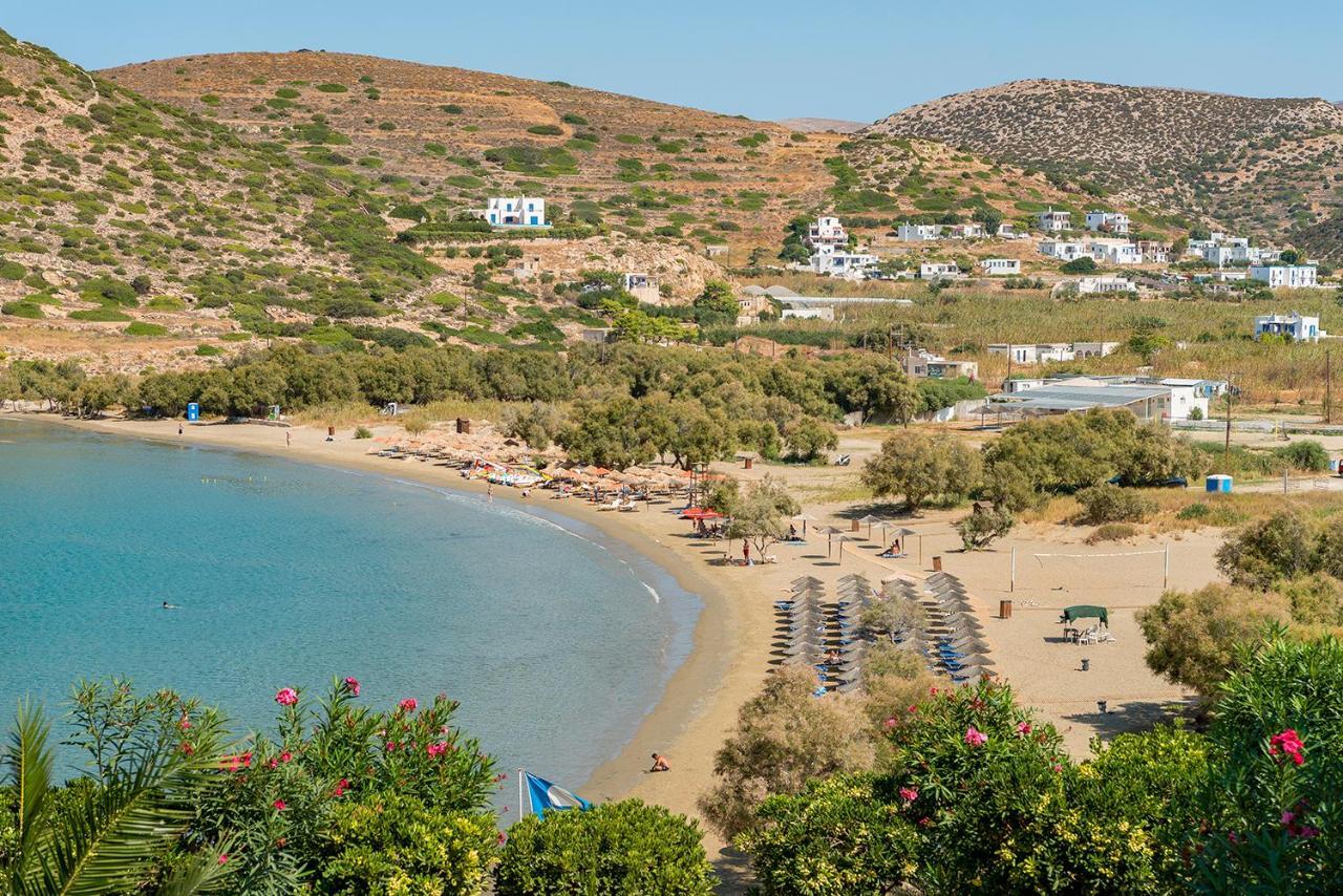 Dolphin Bay Seaside Resort & Suites Galissas Exterior foto